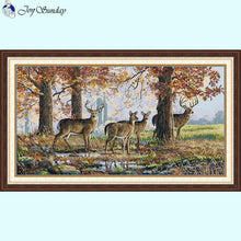 Load image into Gallery viewer, Moose Under the Oak Stitch Tree Animal Patterns - AIMDIY