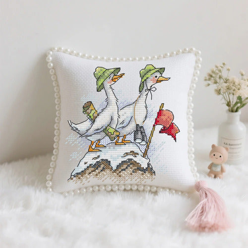 Mini Pin Cushion Cross Stitch Kit for Beginners – Successfully Reached The Summit – Joy Sunday DIY Embroidery