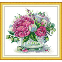 Load image into Gallery viewer, Handmade Embroidery Set – Paeonia Suffruticosa 2
